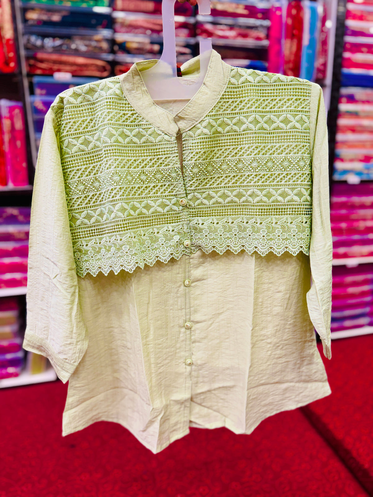Short Embroidery Top C57